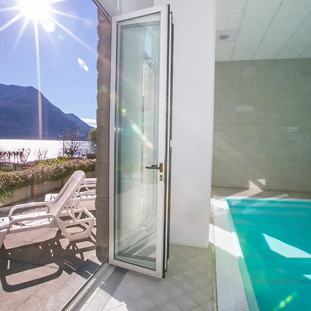 Larius Balcone * Carate Urio