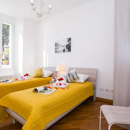 Larius Balcone Appartamento Carate Urio