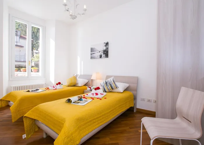 Larius Balcone Daire Carate Urio