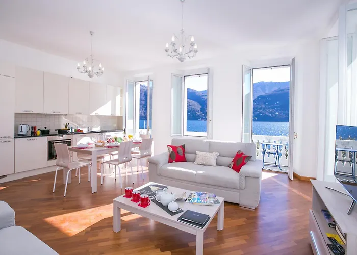 Larius Balcone Apartmán *